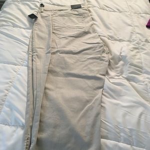 NYDJ Woman's NWT Crop - Lift & Tuck Stone Colored Jeans Size 22W
